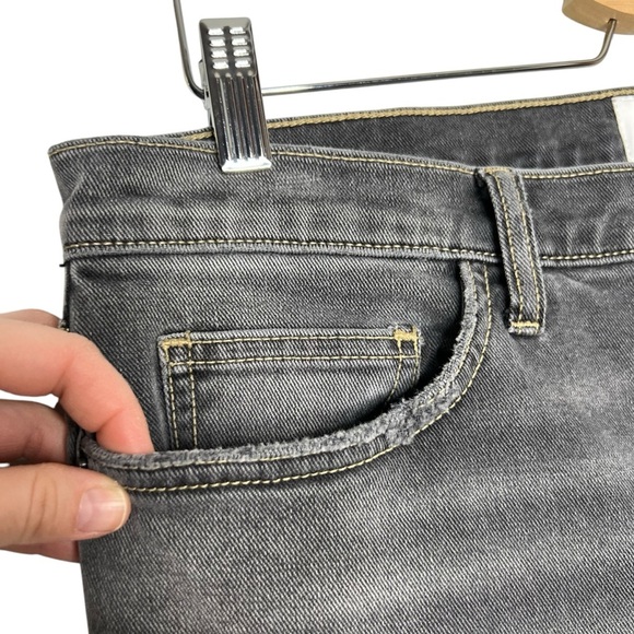 Current/Elliott Sample Gray Mid Rise Raw Step Hem Cropped Distressed Jeans - Picture 2 of 13